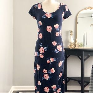 Isabel Maternity Floral side-rushed Midi Dress